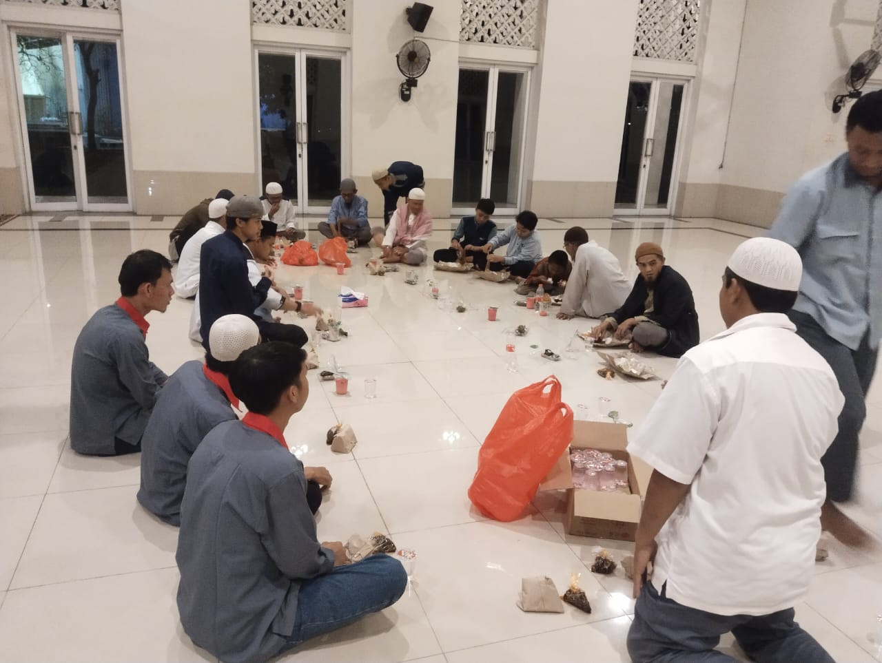 Suasana Ketika Berbuka Puasa bersama